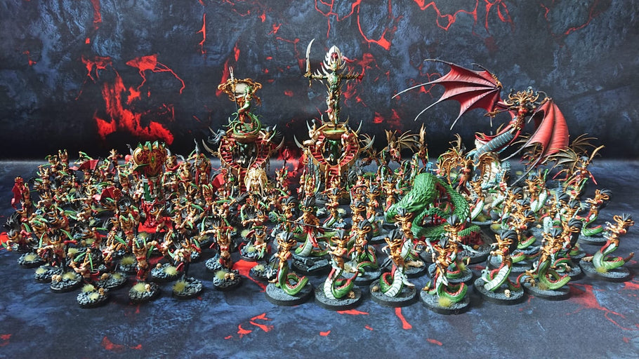 Army Showcase Sunday - Elvin's Daughters of Khaine!